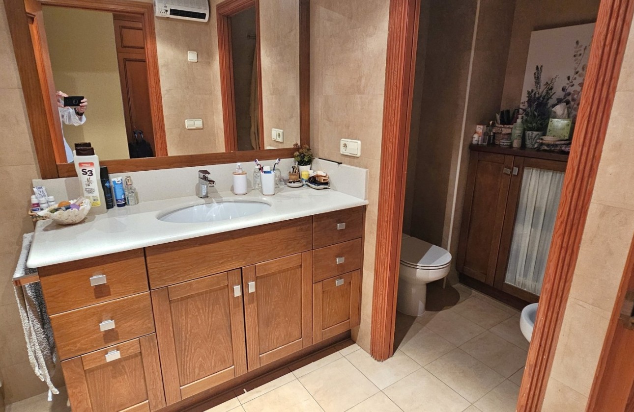 Resale - Apartment / flat - San Juan de Alicante