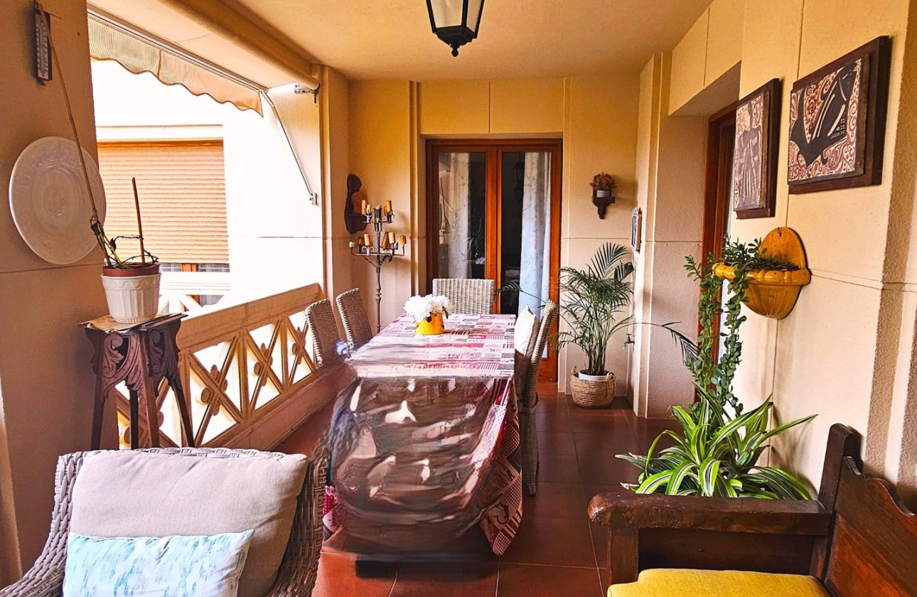 Resale - Apartment / flat - San Juan de Alicante