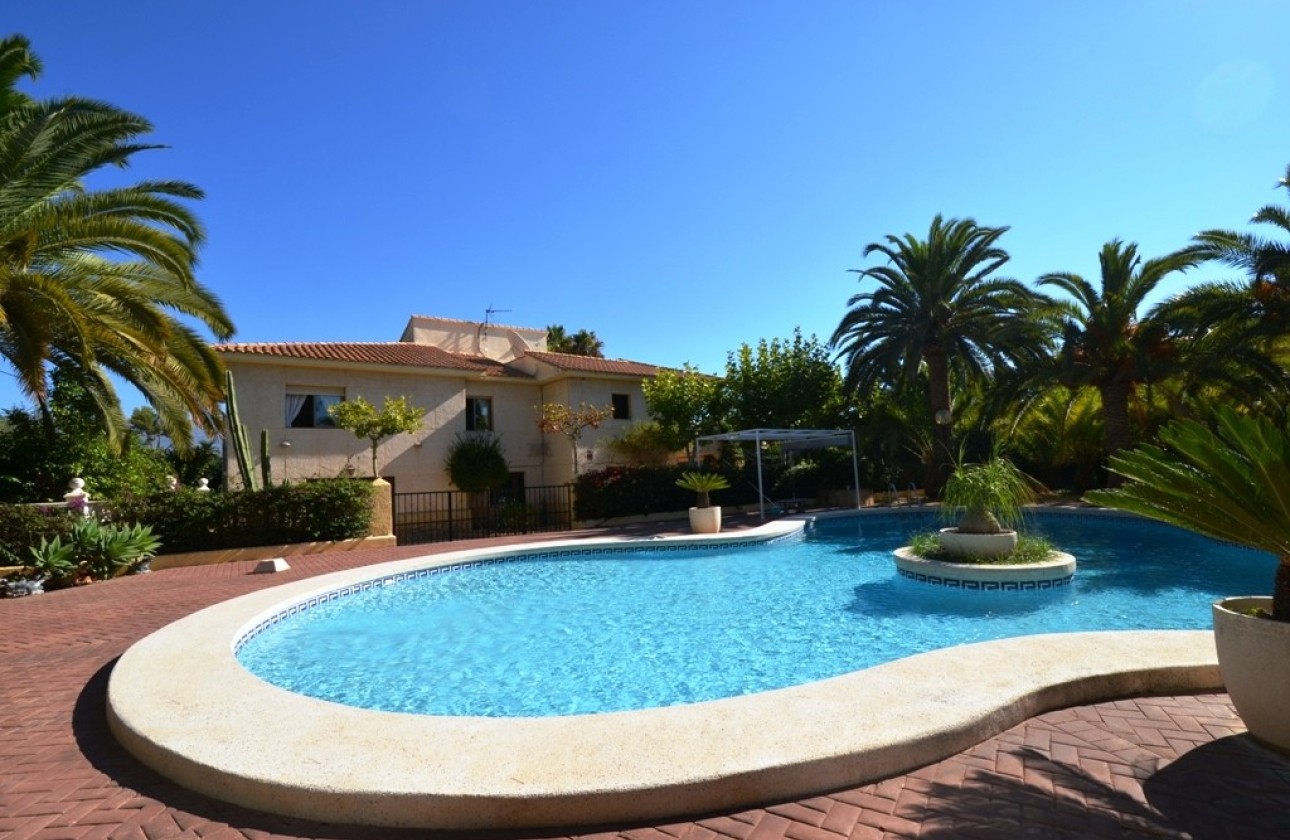 Resale - Finca - Alfas del Pí