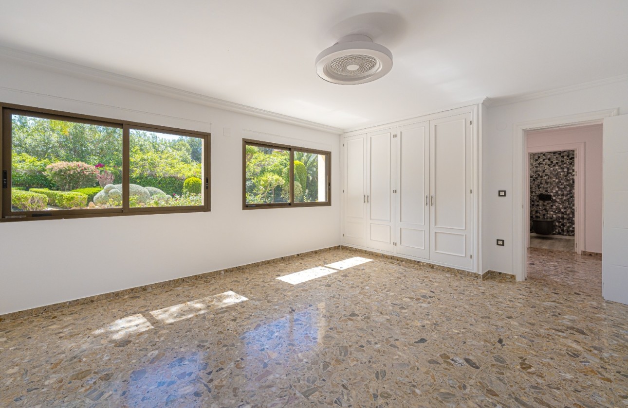 Resale - Finca - Alfas del Pí