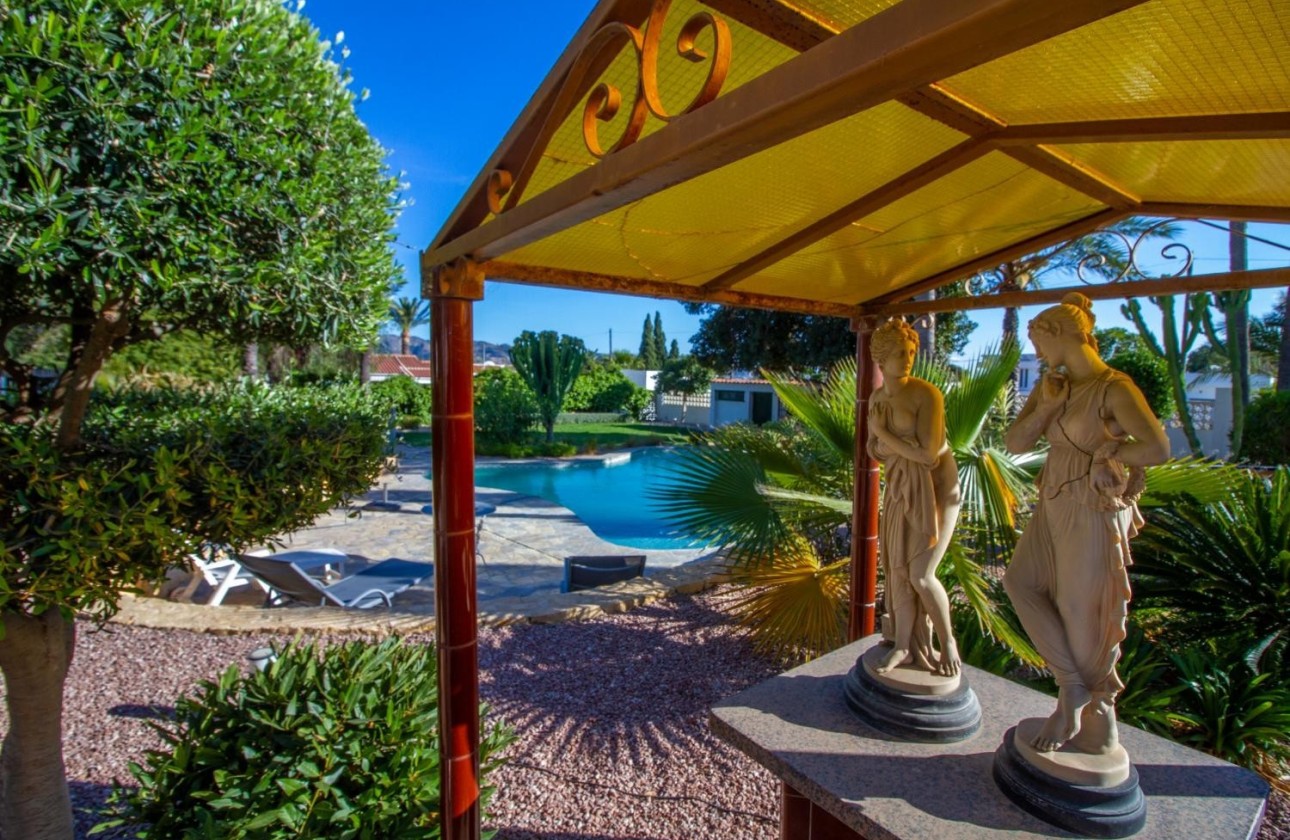 Resale - Finca - Alfas del Pí