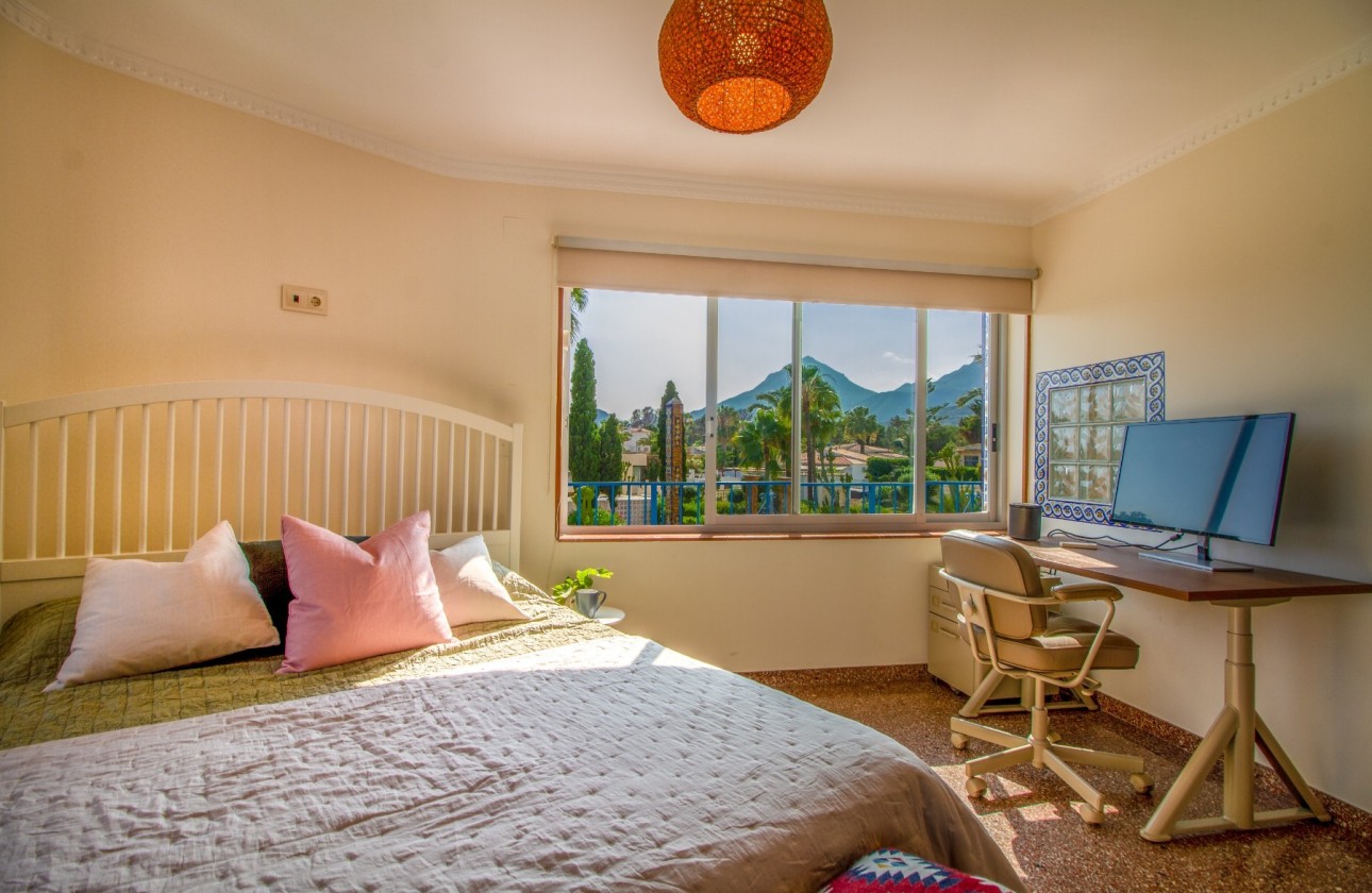 Resale - Finca - Alfas del Pí