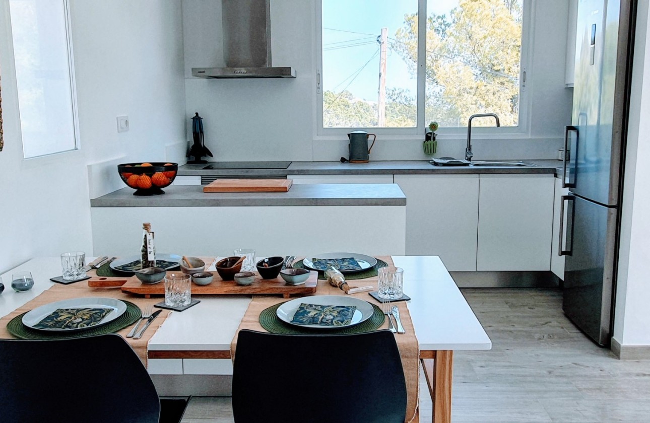 Resale - Semi-Detached Villa - Altea