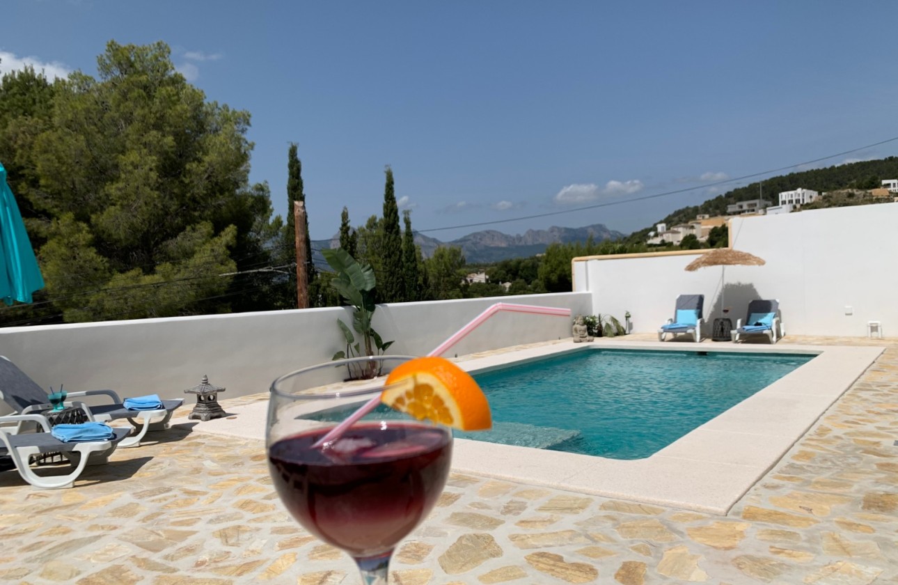 Resale - Semi-Detached Villa - Altea