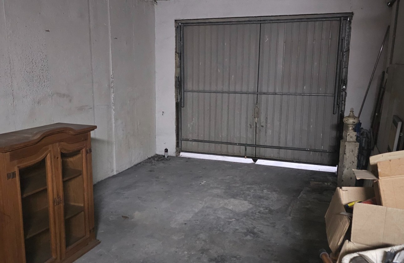 Resale - Storeroom - Altea