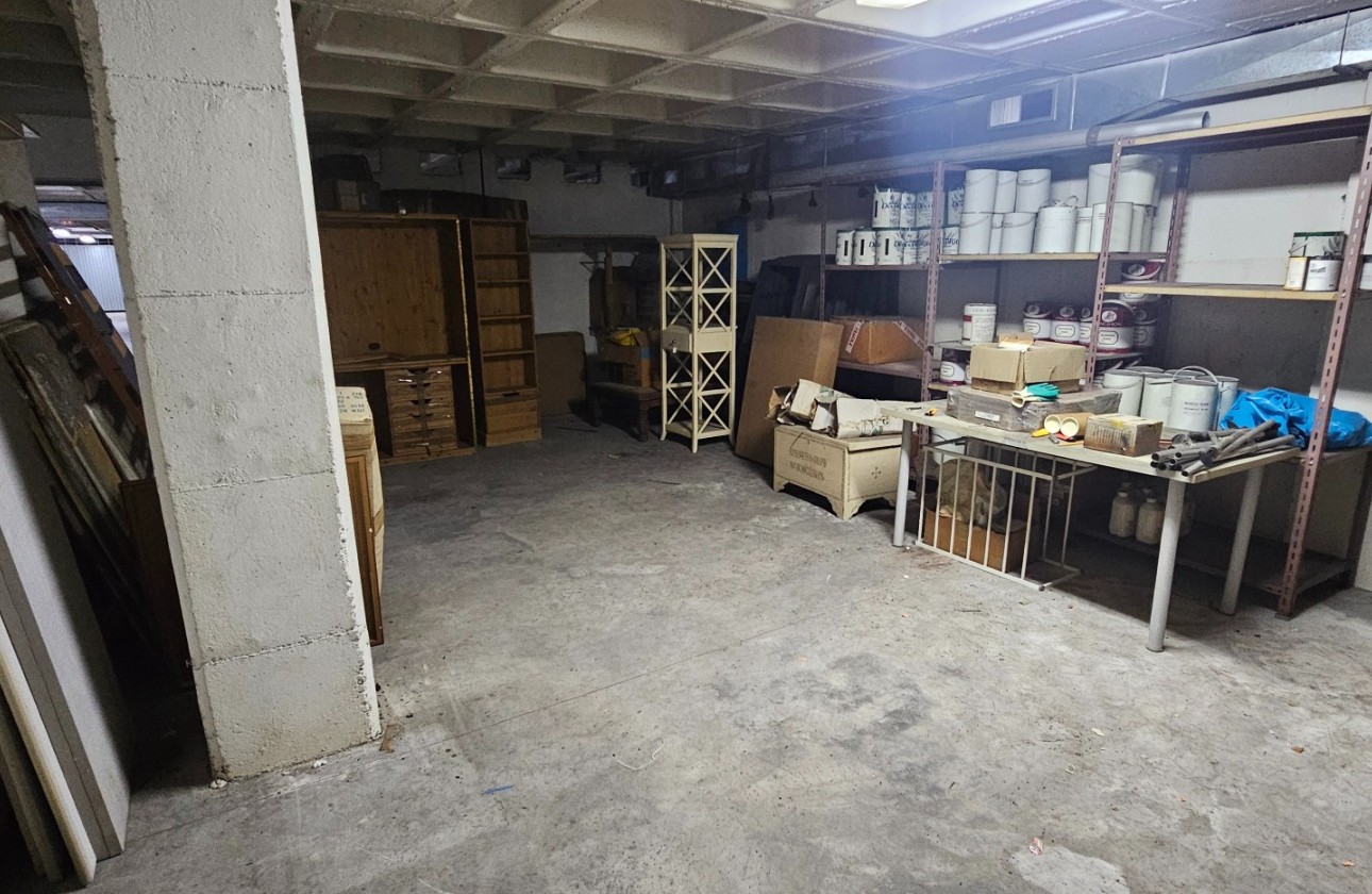 Resale - Storeroom - Altea