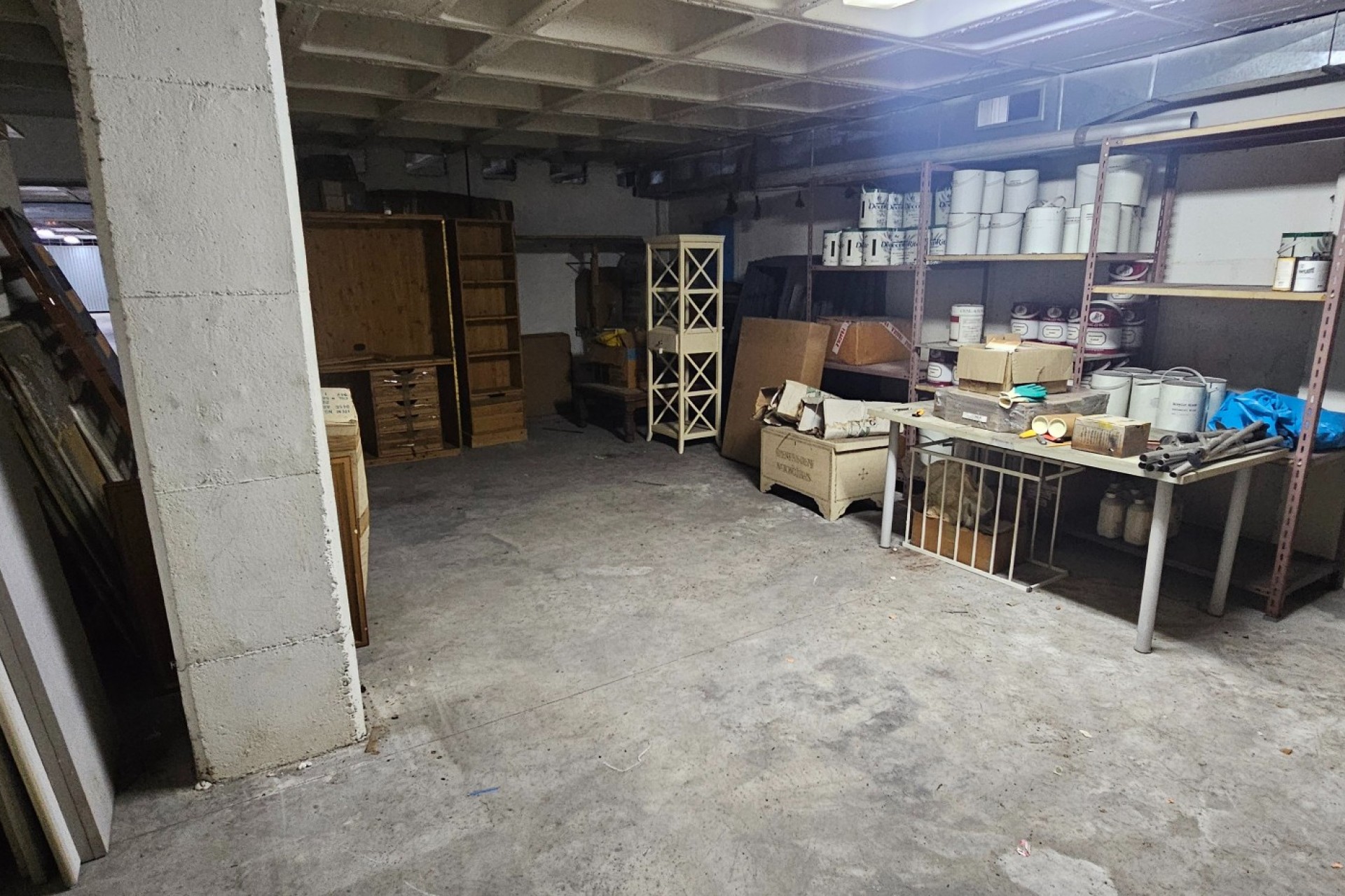 Resale - Storeroom - Altea