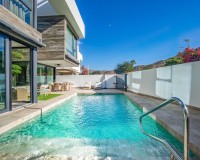 Resale - Villa - Albir