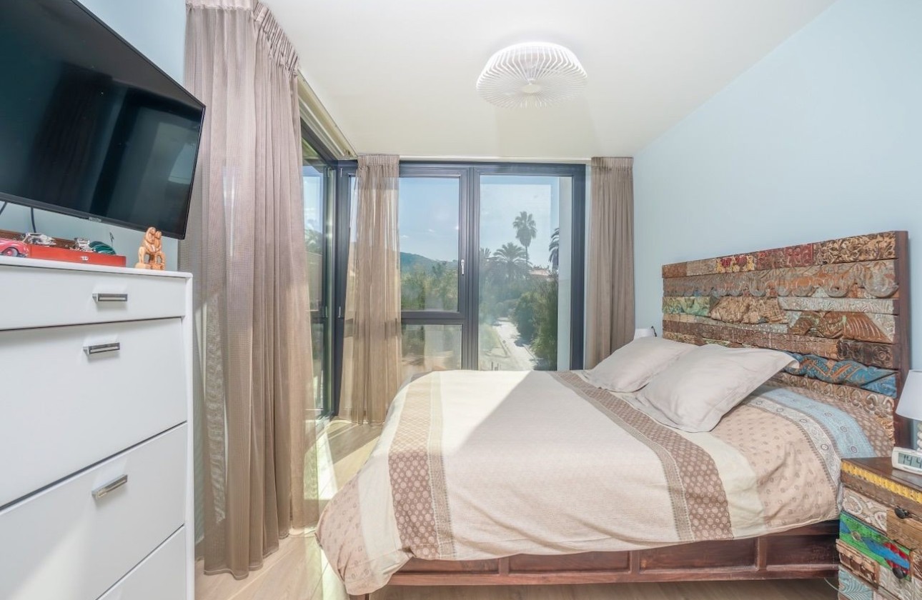 Resale - Villa - Albir