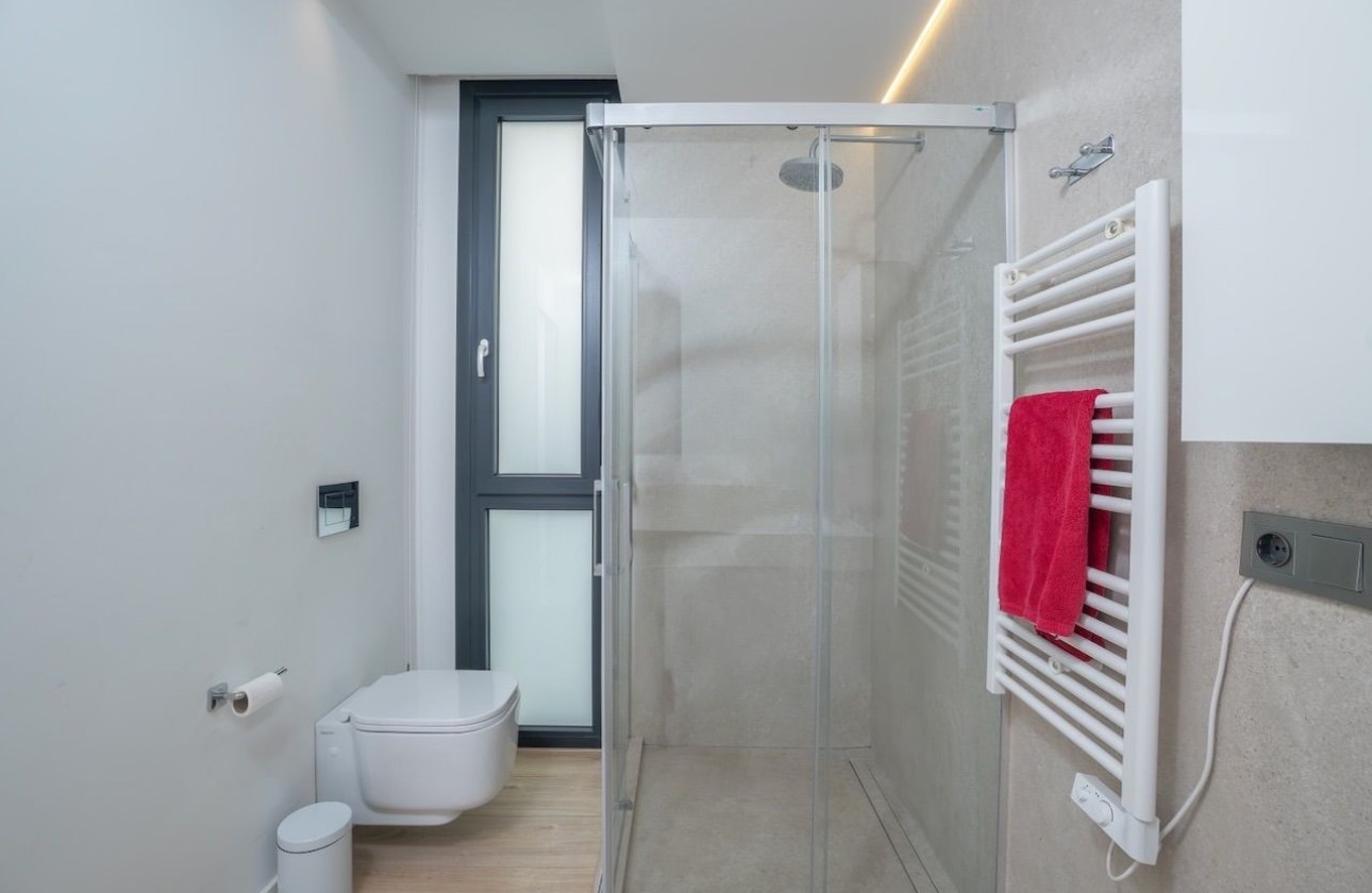 Resale - Villa - Albir