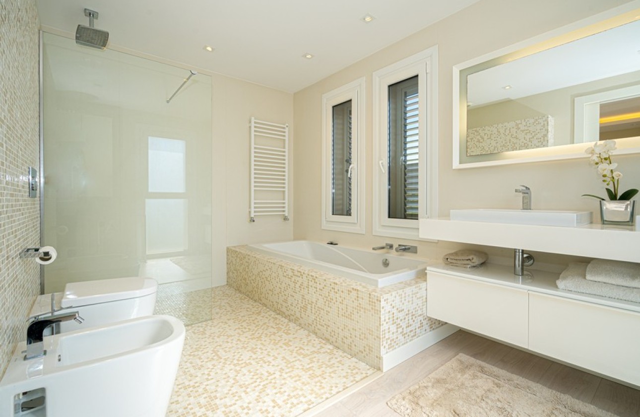Resale - Villa - Albir