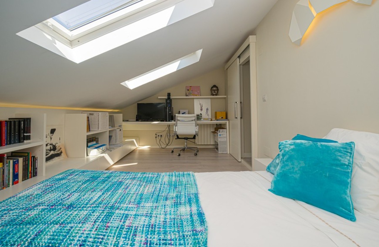 Resale - Villa - Albir