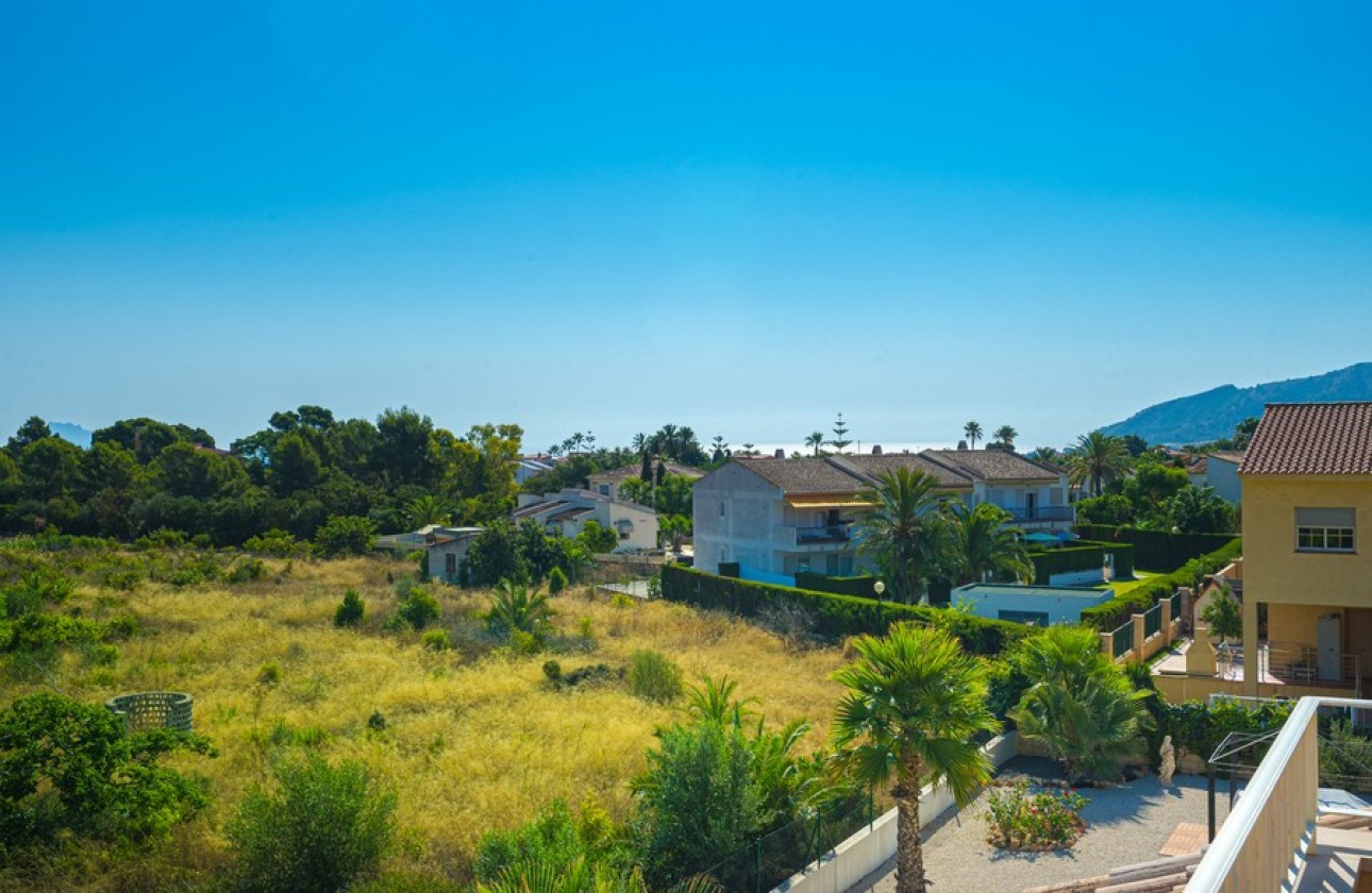 Resale - Villa - Albir