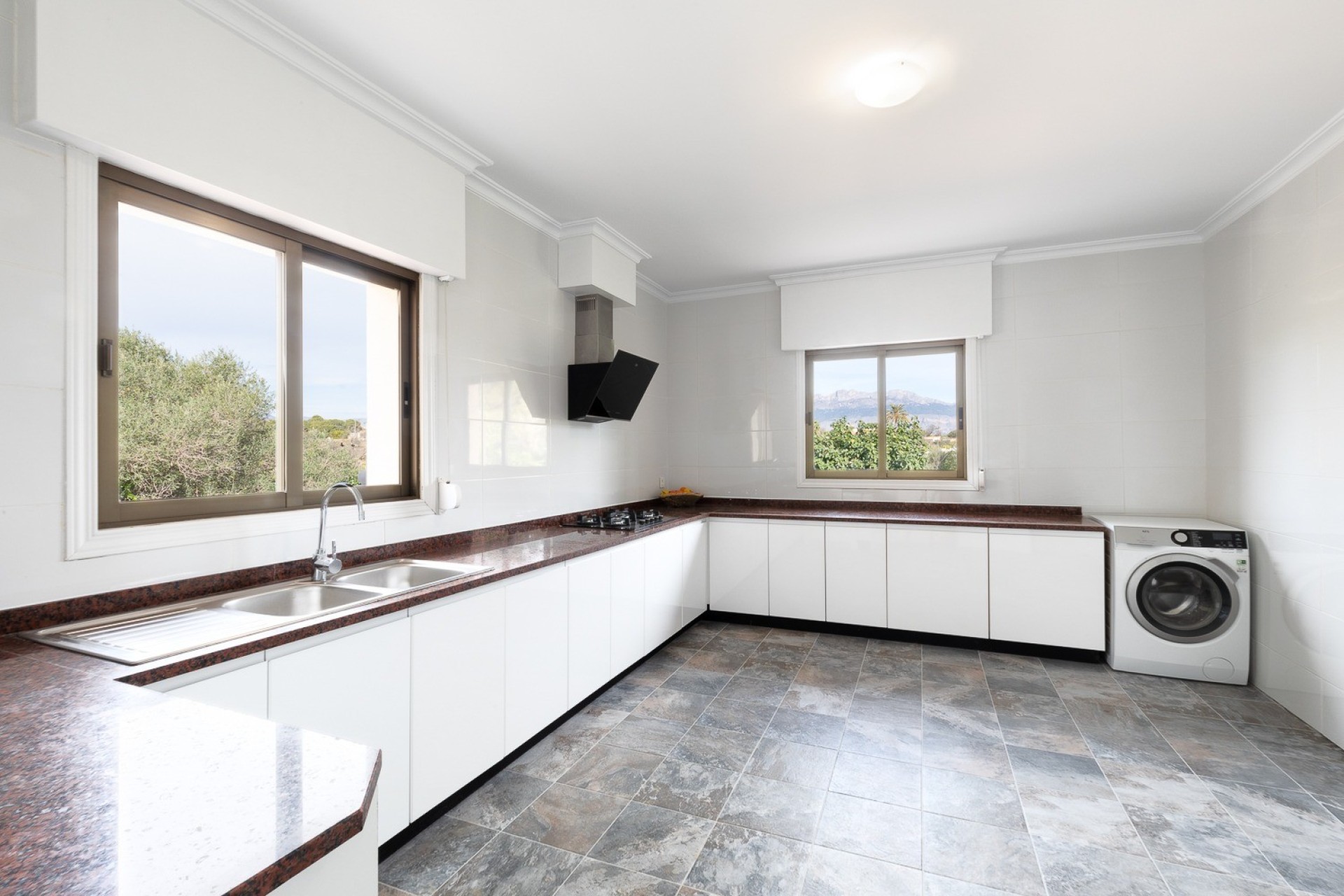 Resale - Villa - Alfas del Pí