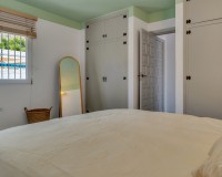 Resale - Villa - Altea