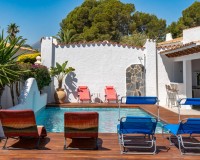 Resale - Villa - Altea