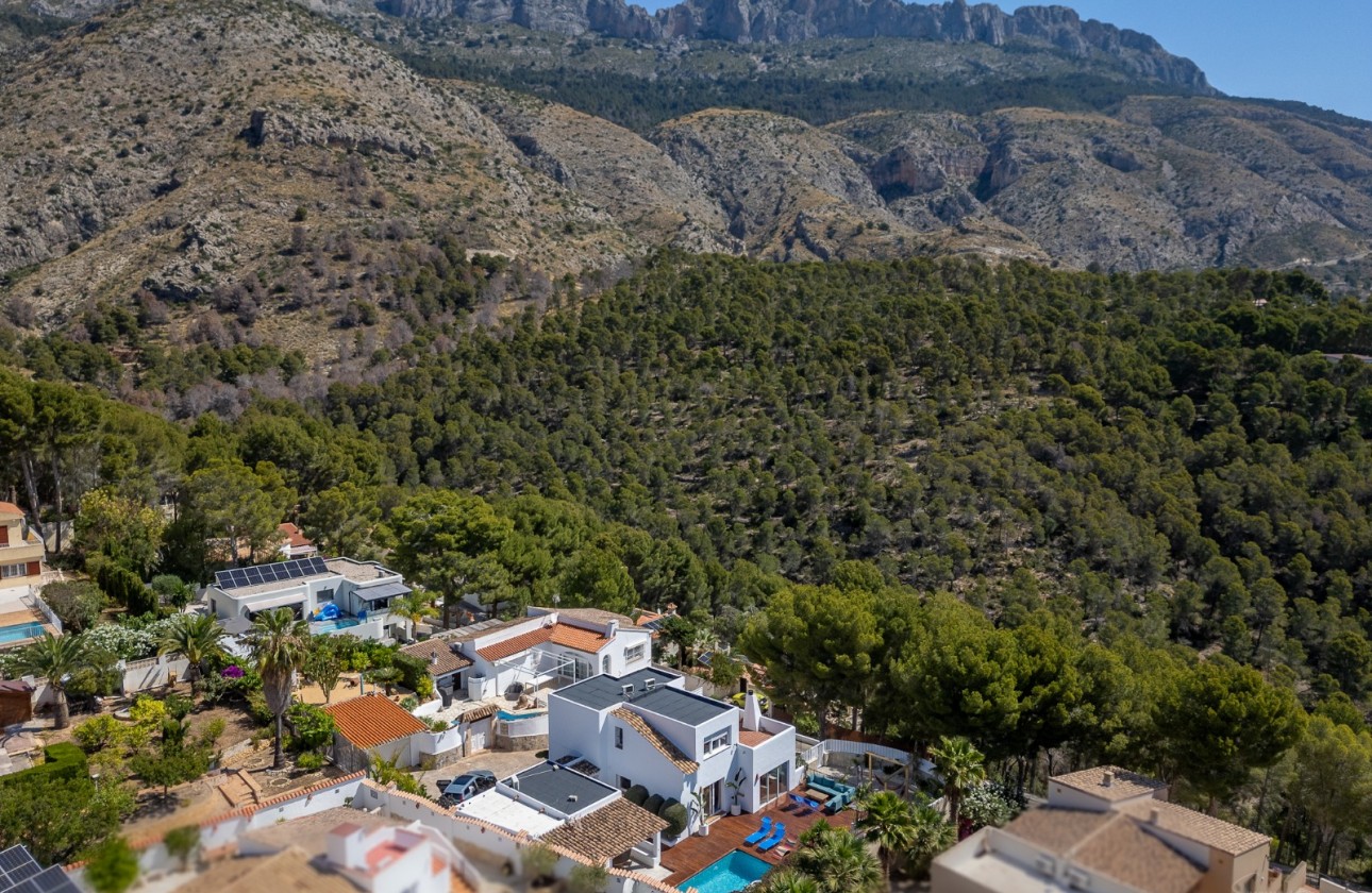 Resale - Villa - Altea