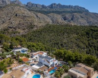Resale - Villa - Altea