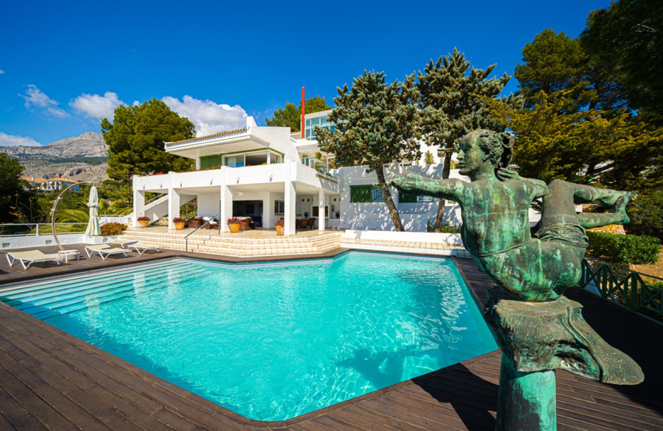Resale - Villa - Altea