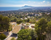 Resale - Villa - Altea