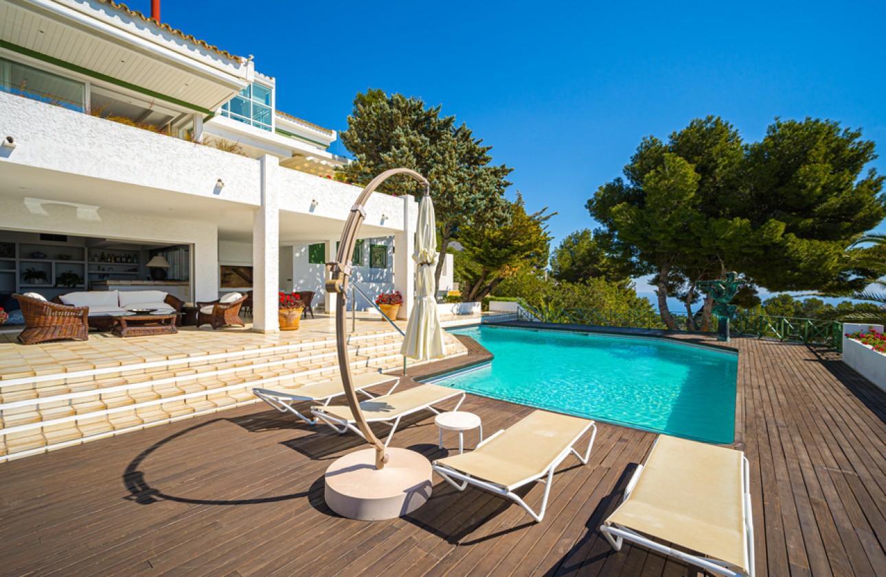 Resale - Villa - Altea