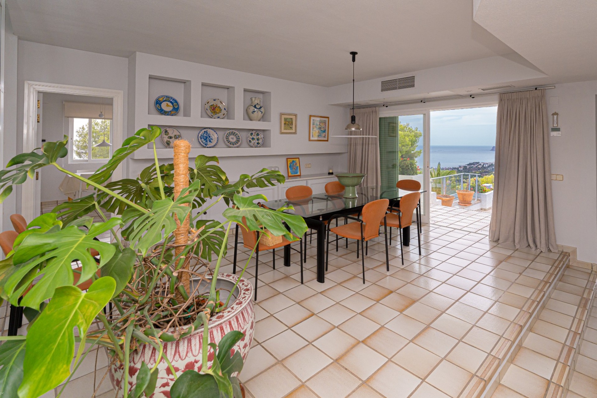 Resale - Villa - Altea