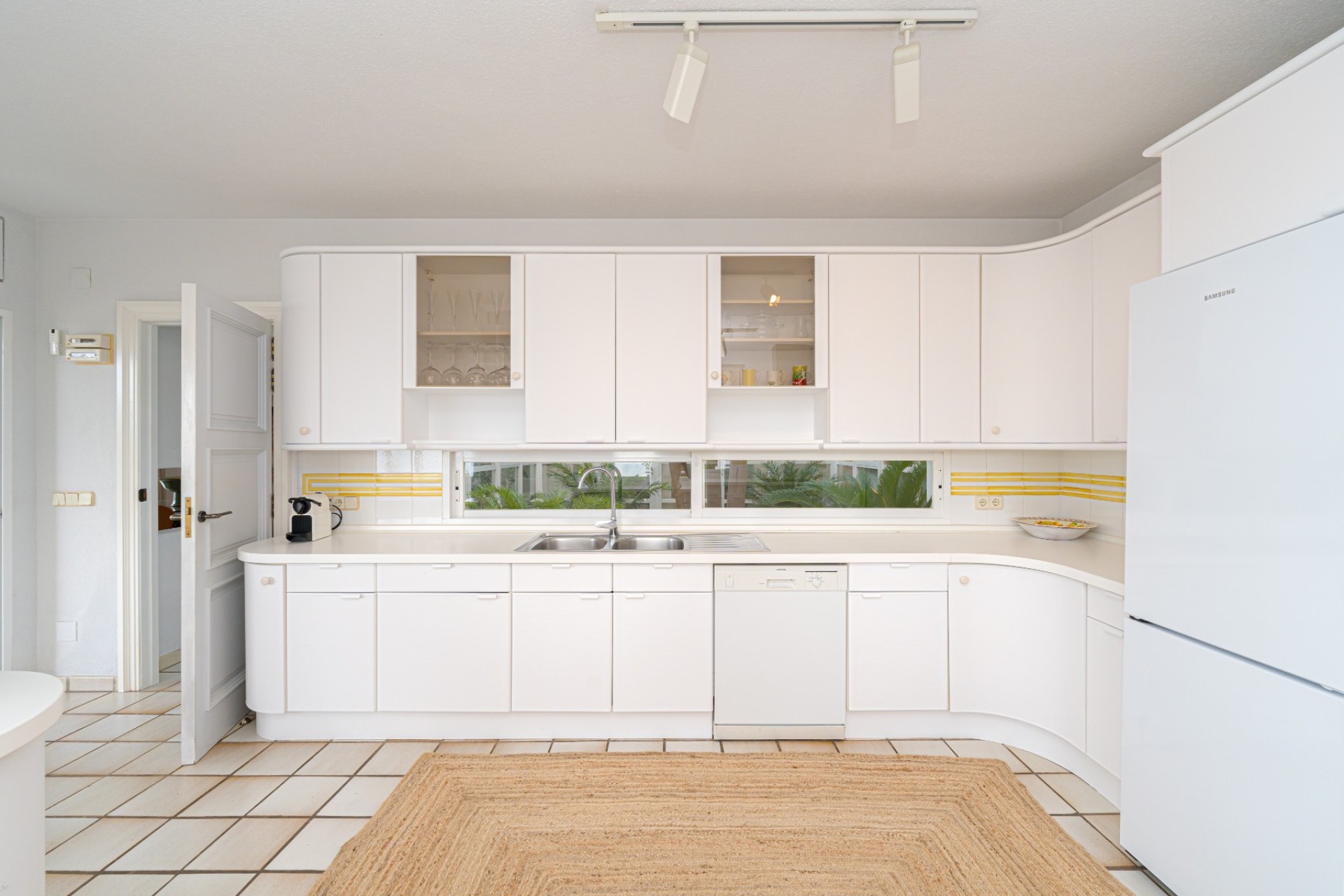 Resale - Villa - Altea