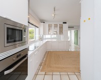 Resale - Villa - Altea