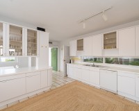 Resale - Villa - Altea