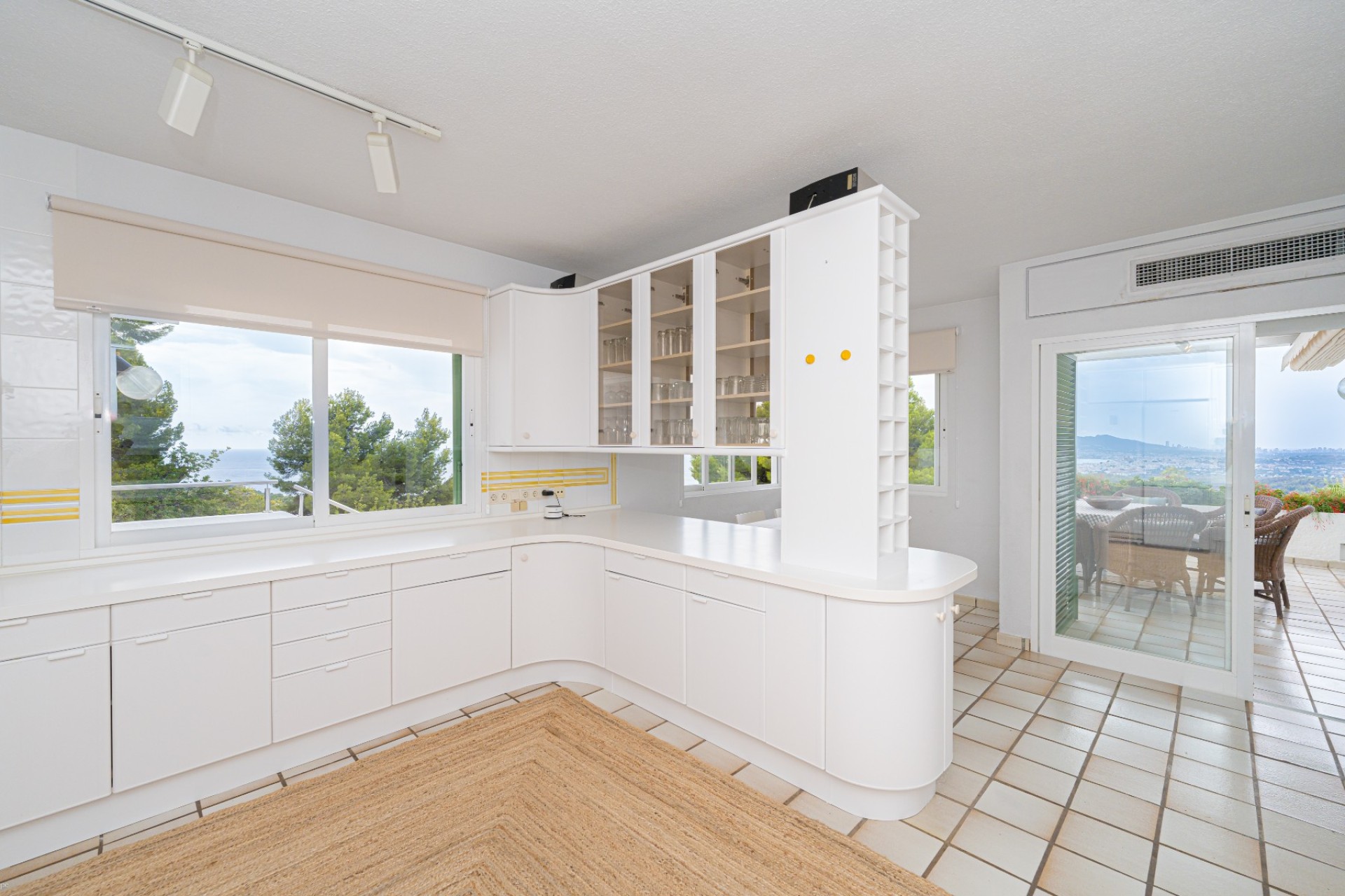 Resale - Villa - Altea