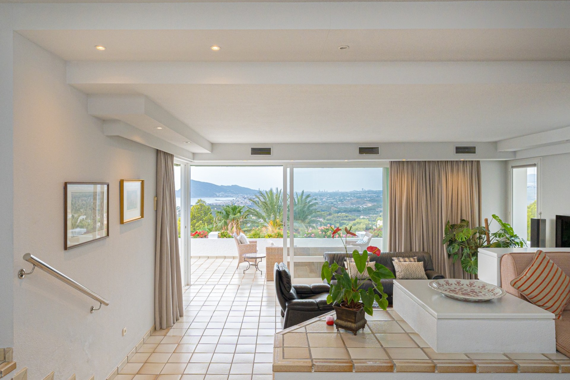 Resale - Villa - Altea