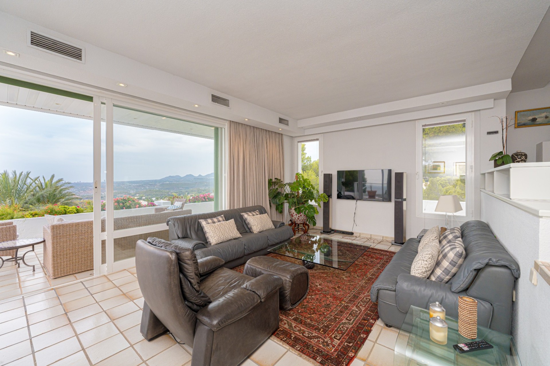 Resale - Villa - Altea