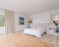 Resale - Villa - Altea