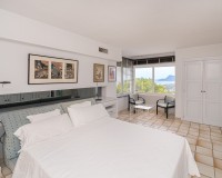 Resale - Villa - Altea