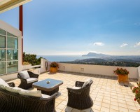 Resale - Villa - Altea