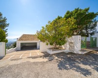 Resale - Villa - Altea