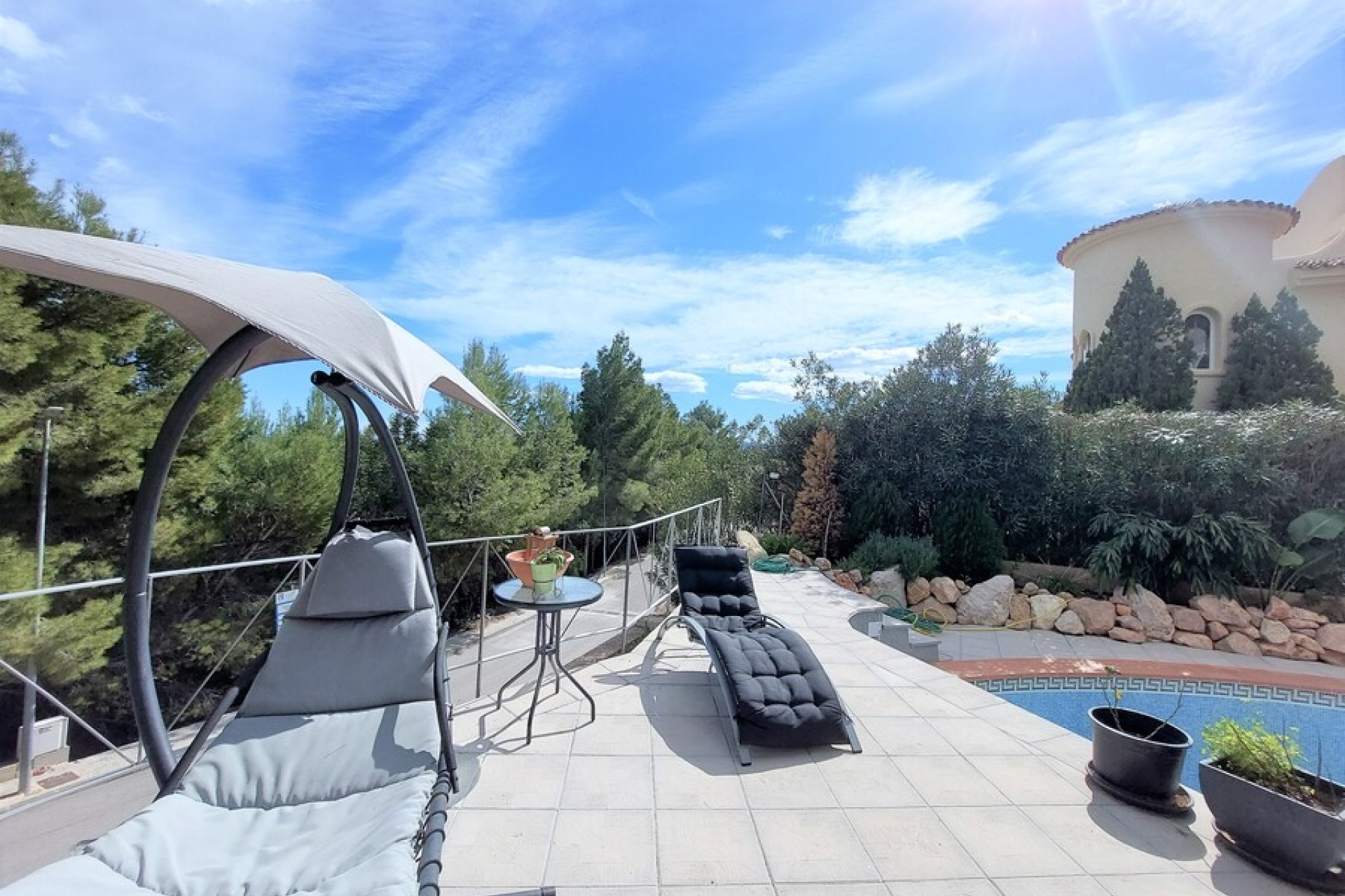 Resale - Villa - Altea
