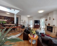 Resale - Villa - Altea