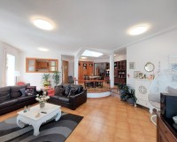 Resale - Villa - Altea