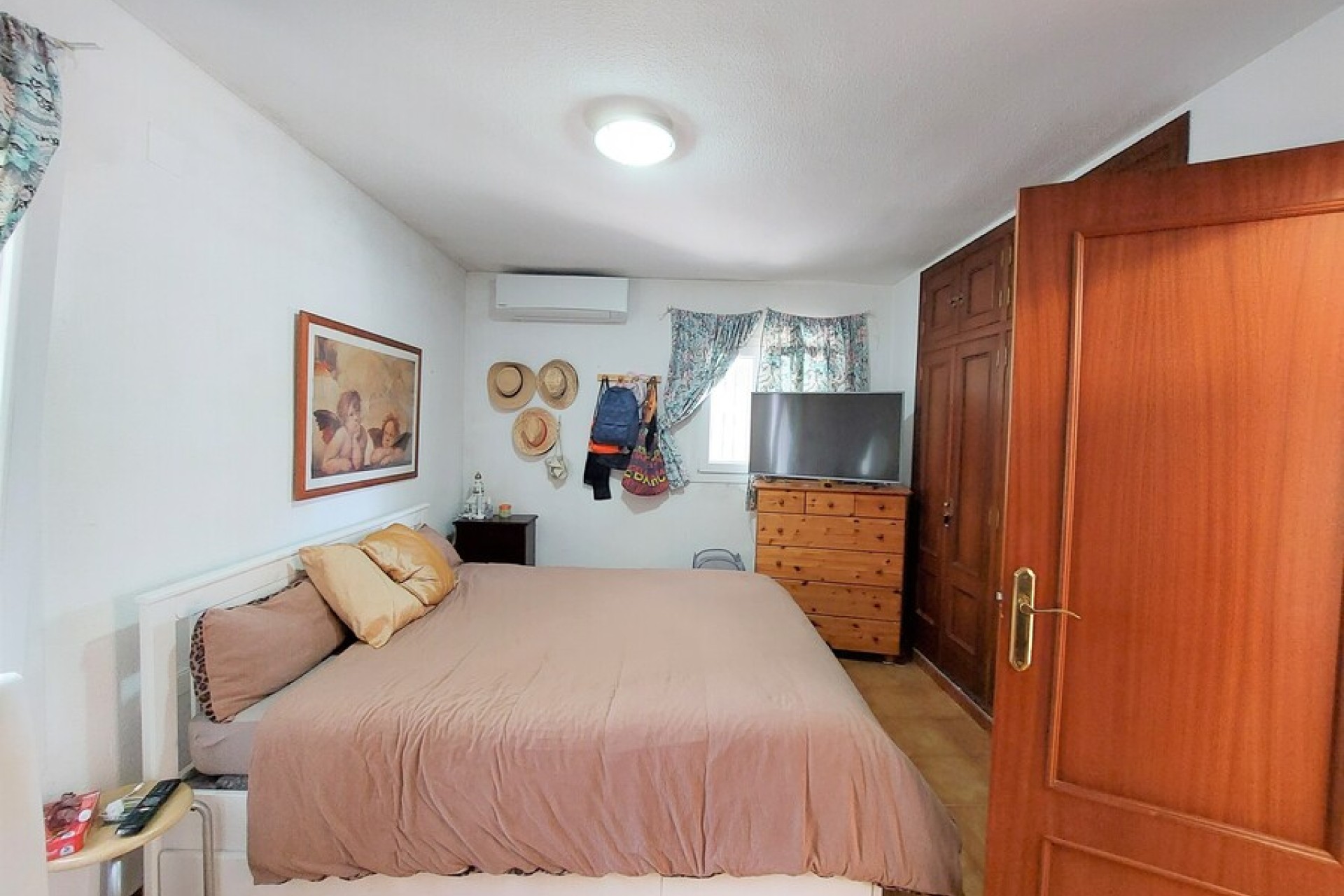 Resale - Villa - Altea