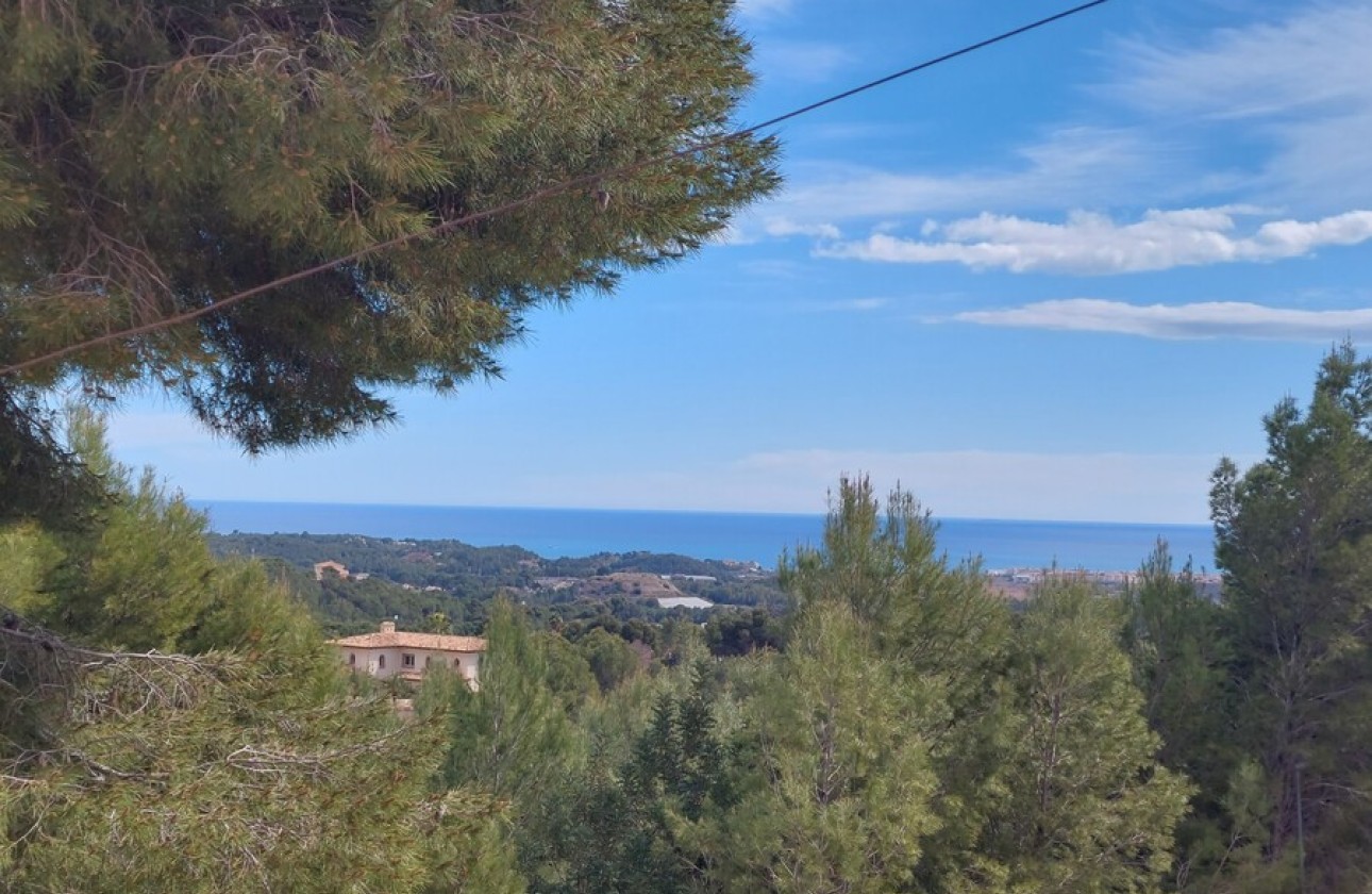 Resale - Villa - Altea