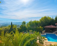 Resale - Villa - Altea
