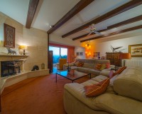 Resale - Villa - Altea