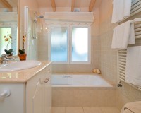 Resale - Villa - Altea