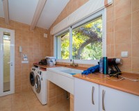 Resale - Villa - Altea