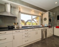 Resale - Villa - Altea