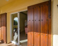 Resale - Villa - Altea