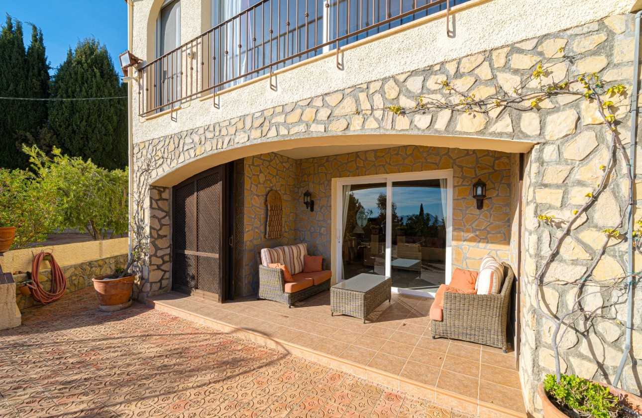 Resale - Villa - Altea
