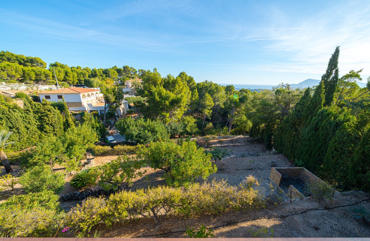 Resale - Villa - Altea