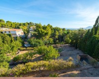 Resale - Villa - Altea